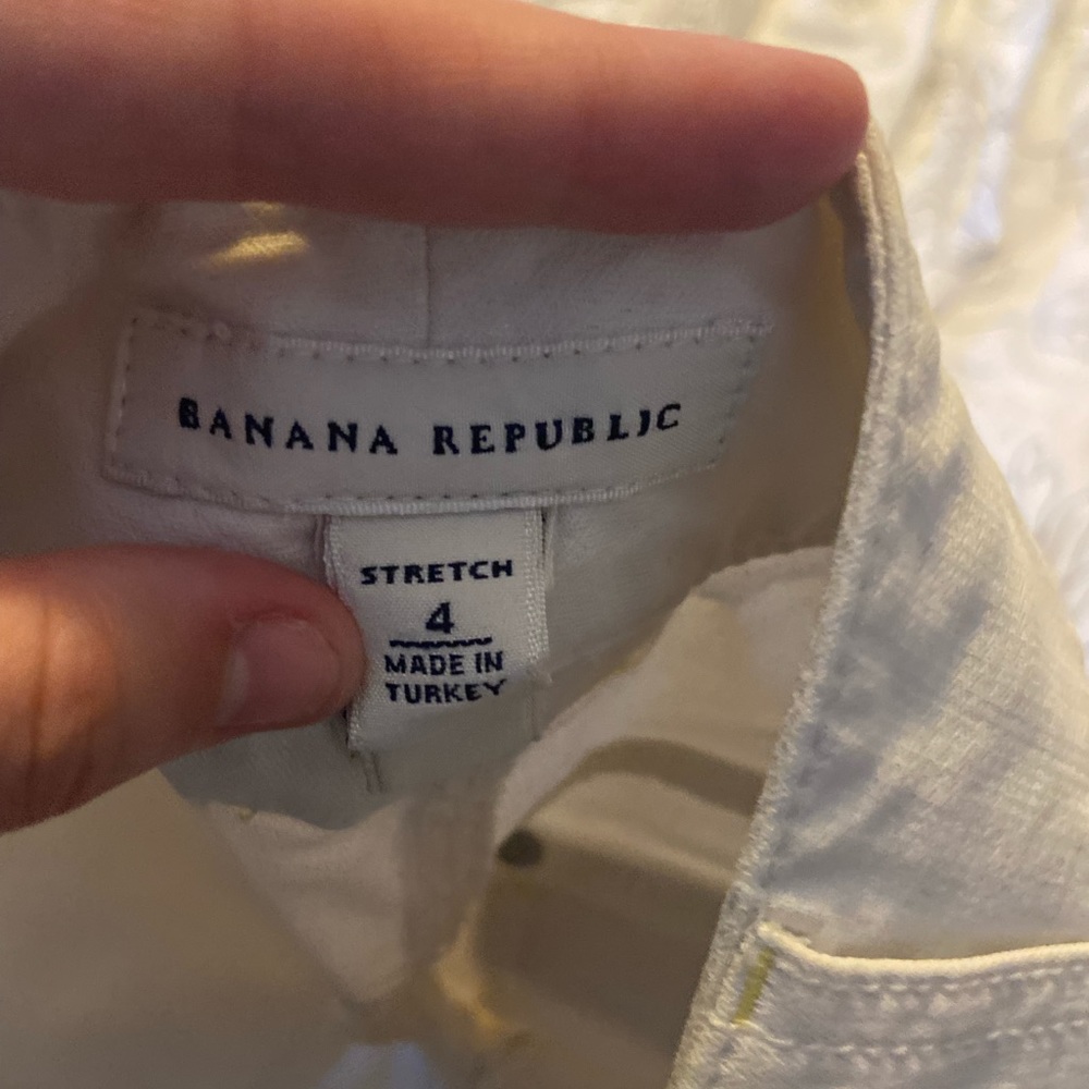 Banana Republic White/Cream Flare-Leg Jeans - Picture 3 of 4